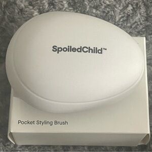 SpoiledChild White Pocket Styling Brush